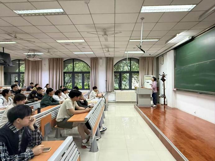 136ac0a8ab4168272e58b74c0a8d8b4